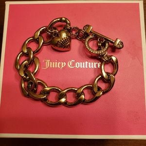 Juicy Couture Gold Tone Round Link Heart w/ Crystal Accent Toggle Bracel…